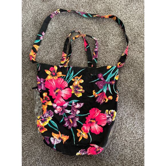 Roxy Handbags - Roxy Floral And‎ Black Tote Bag